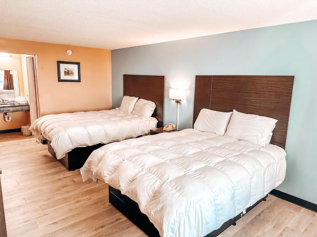 Laker Inn Jamestown Екстер'єр фото